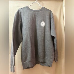 Cows Prince Edward Island Canada Gray Graphic Sweatshirt Women’s Large